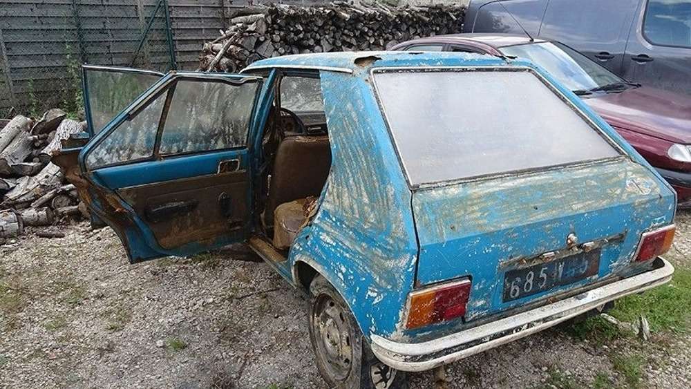 Пенсионерке вернули угнанный 38 лет назад Peugeot