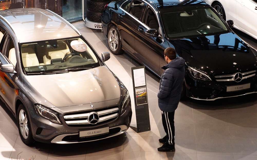 Средняя цена нового автомобиля в России выросла до 1,34 млн рублей