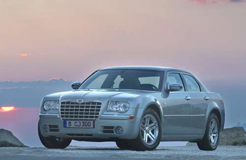Москвичам предлагают попробовать Chrysler 300C