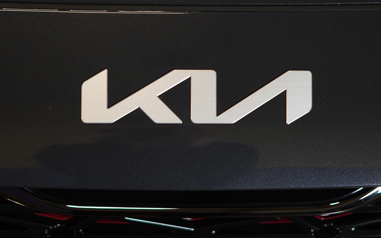 Новый Kia Rio вышел на дорожные испытания: первые фото