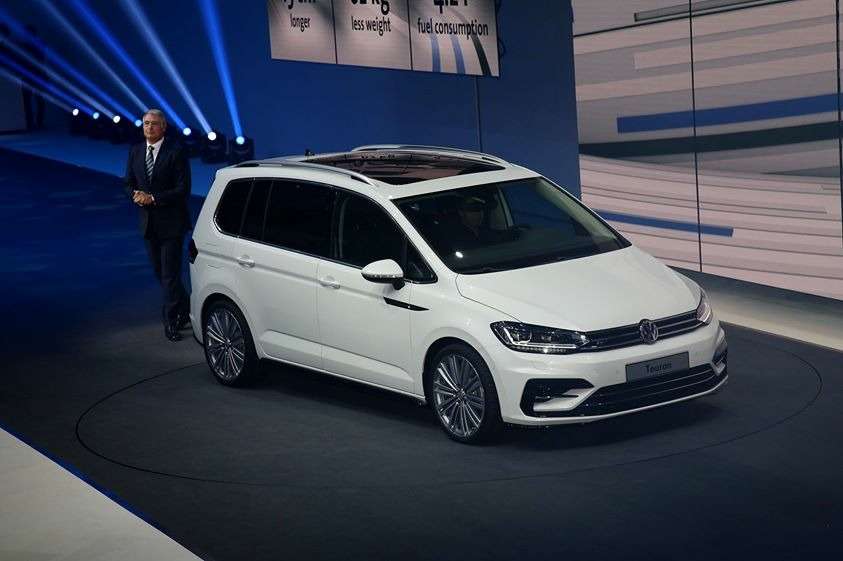 Мировая премьера автосалона - новый VW Touran