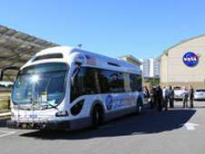 GM инвестирует в автобусы на электротяге