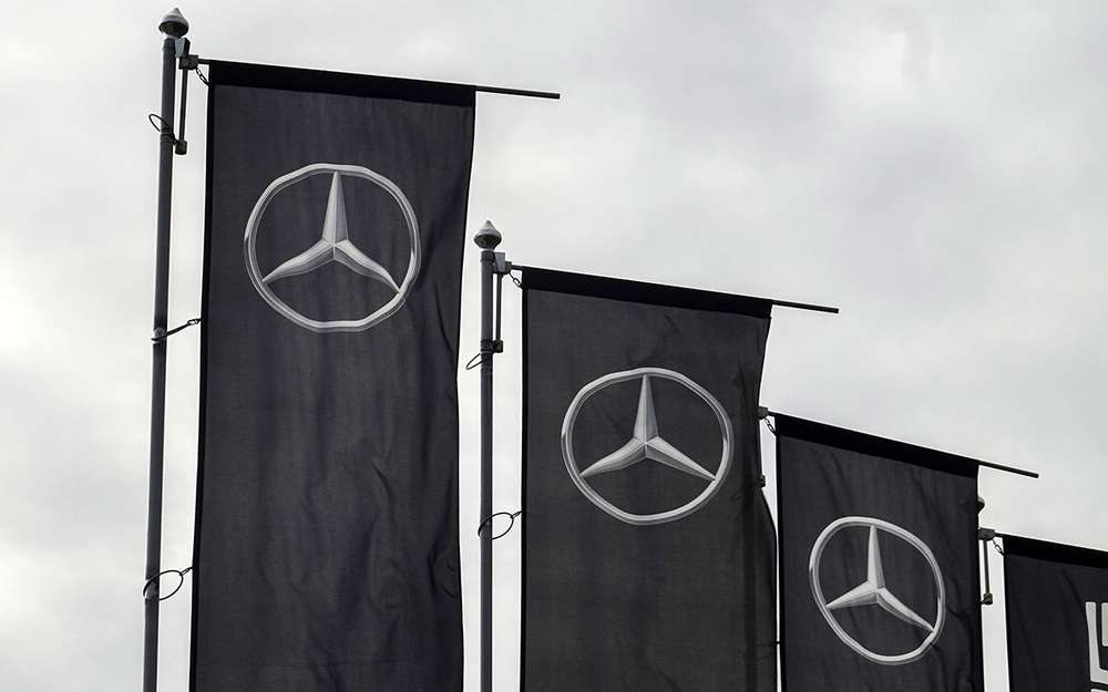 Без намека на Mercedes: «Мерседес-Бенц РУС» сменил название