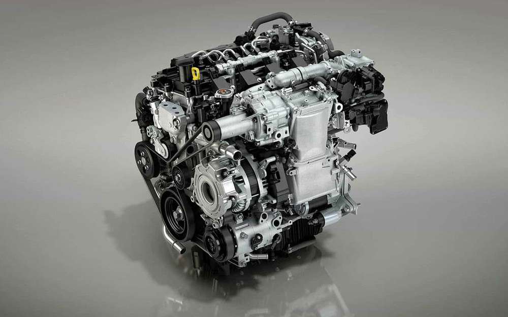 Mazda представила обновленный мотор e-Skyactiv X