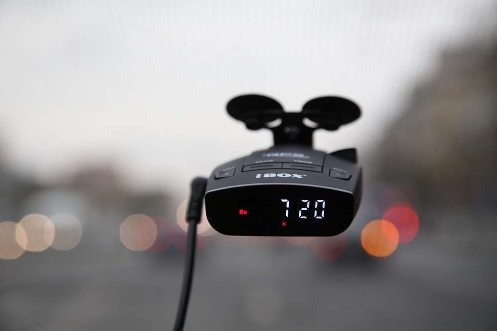 iBOX PRO 700 GPS: бдительность - его работа