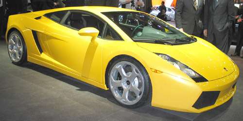 Lamborghini ставит новый рекорд продаж.