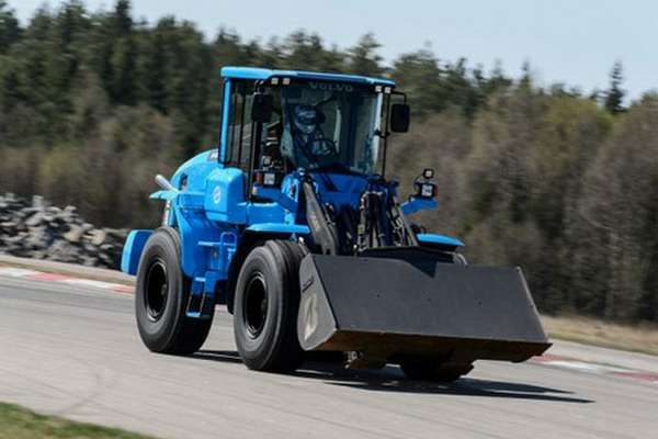 Volvo Swecon сделала гоночный трактор