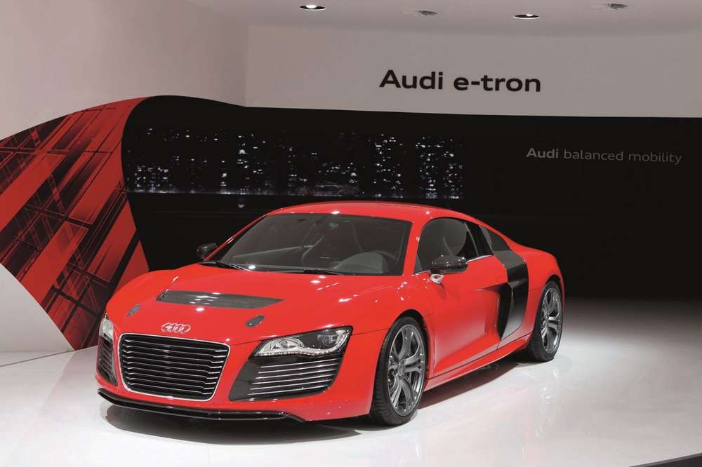 Audi выпустит в 2012 году электрический R8