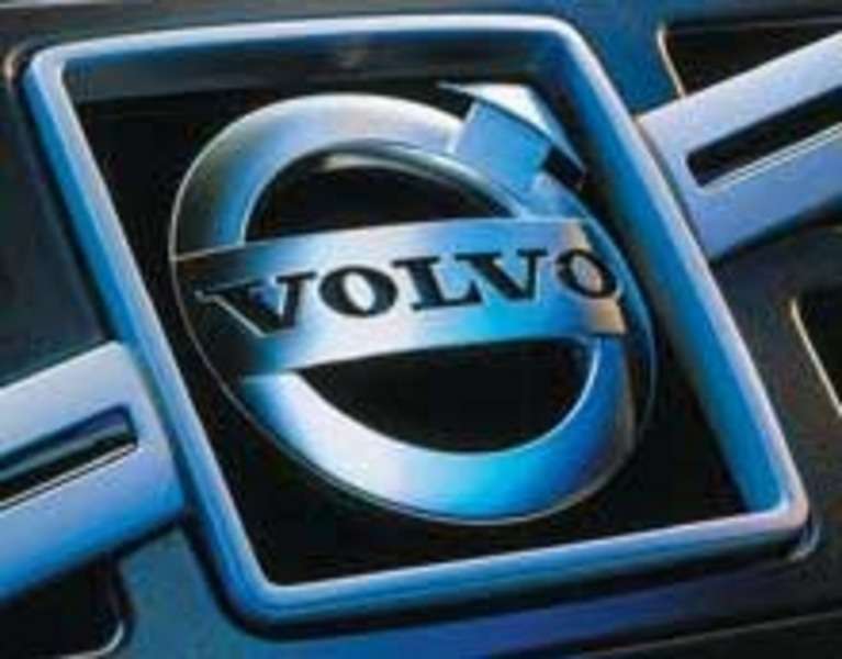 Volvo сократит производство в декабре