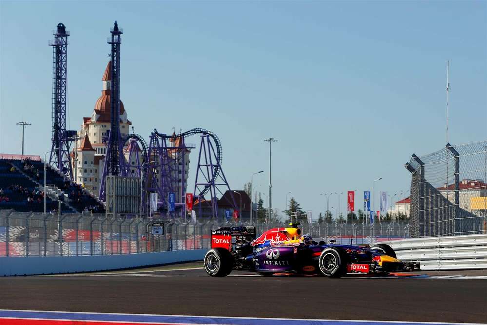 Как Сочи встречает первое в истории России Гран-при Формулы-1
