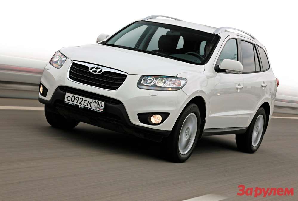 Hyundai Santa Fe, Style 2.4 AT: 1 377 900 руб.