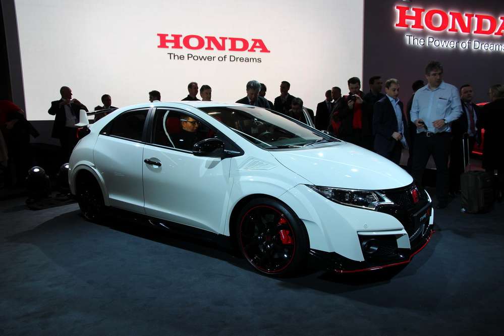 Honda Civic Type R получил свыше 300 «турболошадей»