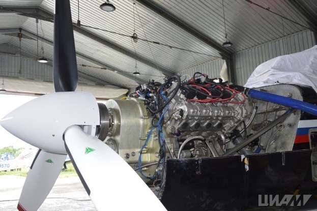 Мотор от Ауруса установили на самолет