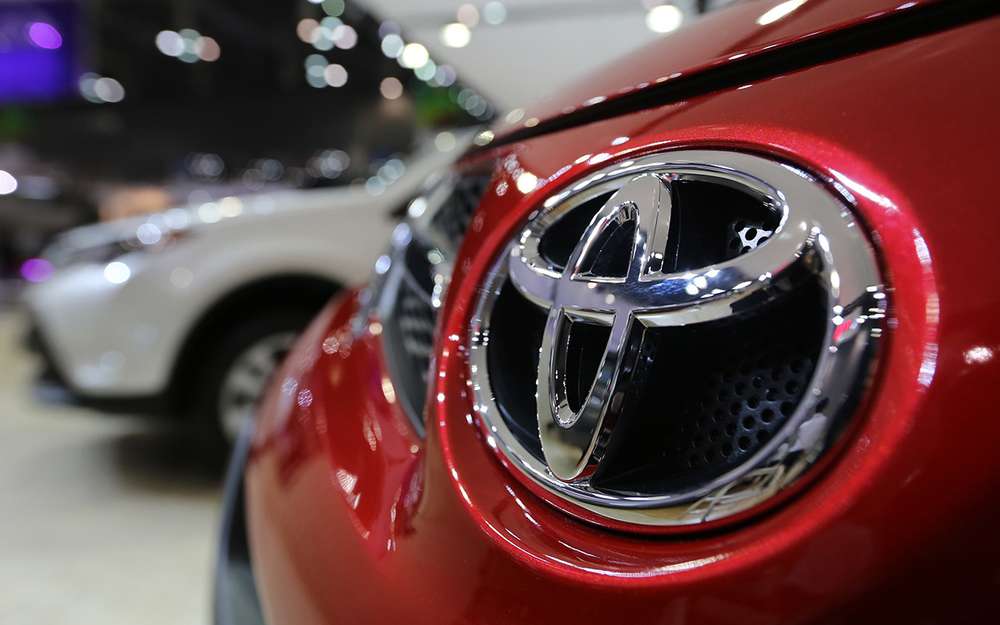 Toyota подняла цены на весь модельный ряд