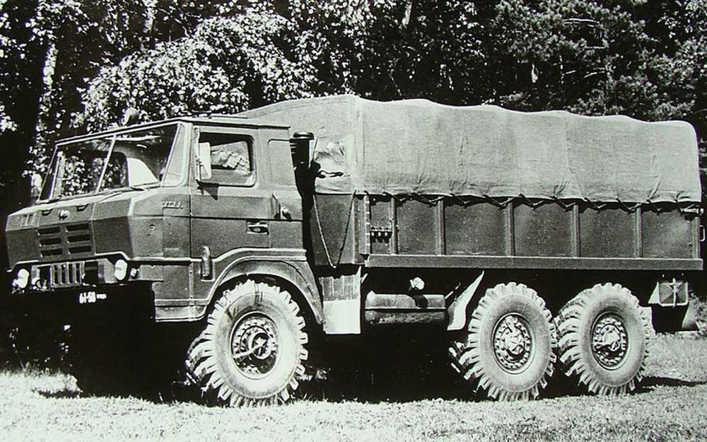 Урал-379П