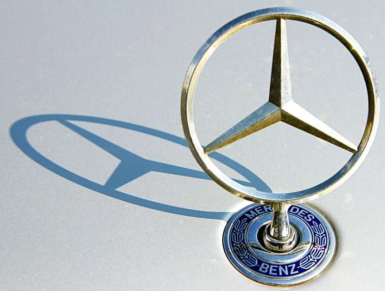 Программное обеспечение для Mercedes будут делать финны