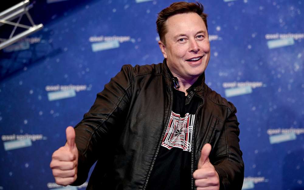 Илон Маск анонсировал появление Tesla в России