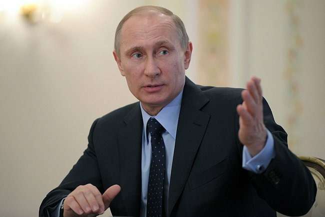 Путин обязал до 1 июня внести изменения в Закон об ОСАГО