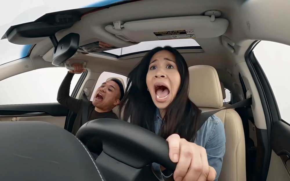 5 секунд без видимости: реакция водителей - видео