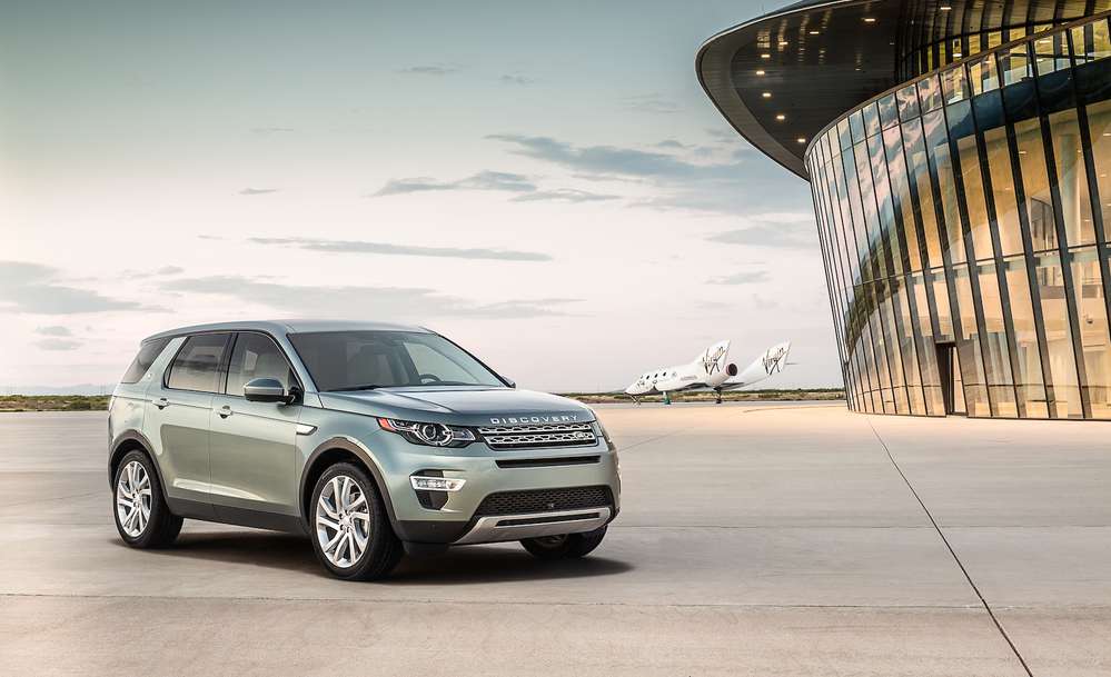 Все подробности о Land Rover Discovery Sport: комплектации, цены, старт продаж