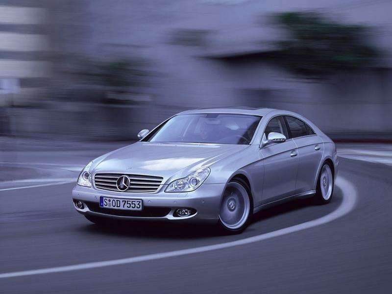 Mercedes-Benz CLS - первое в своем роде &quot;четырехдверное купе&quot;.