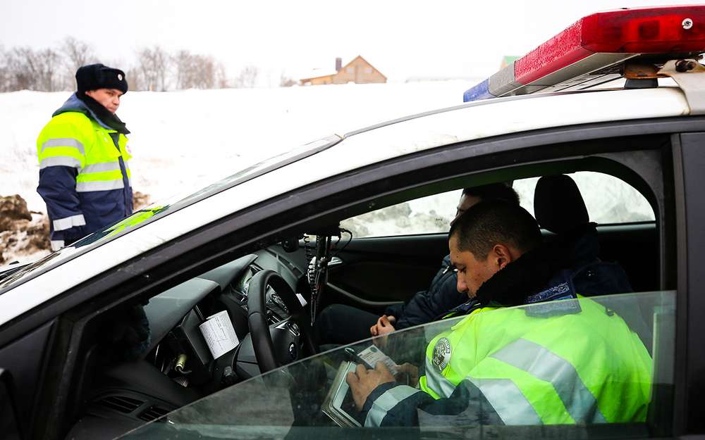 Актуально зимой: вот за что водителю могут прилететь большие штрафы