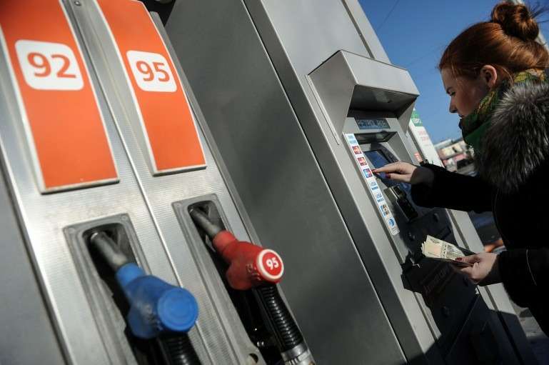 Бензин: Евро, классы и EN 228
