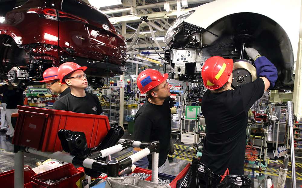 Toyota вложит в завод в С-Петербурге 20 млрд руб.