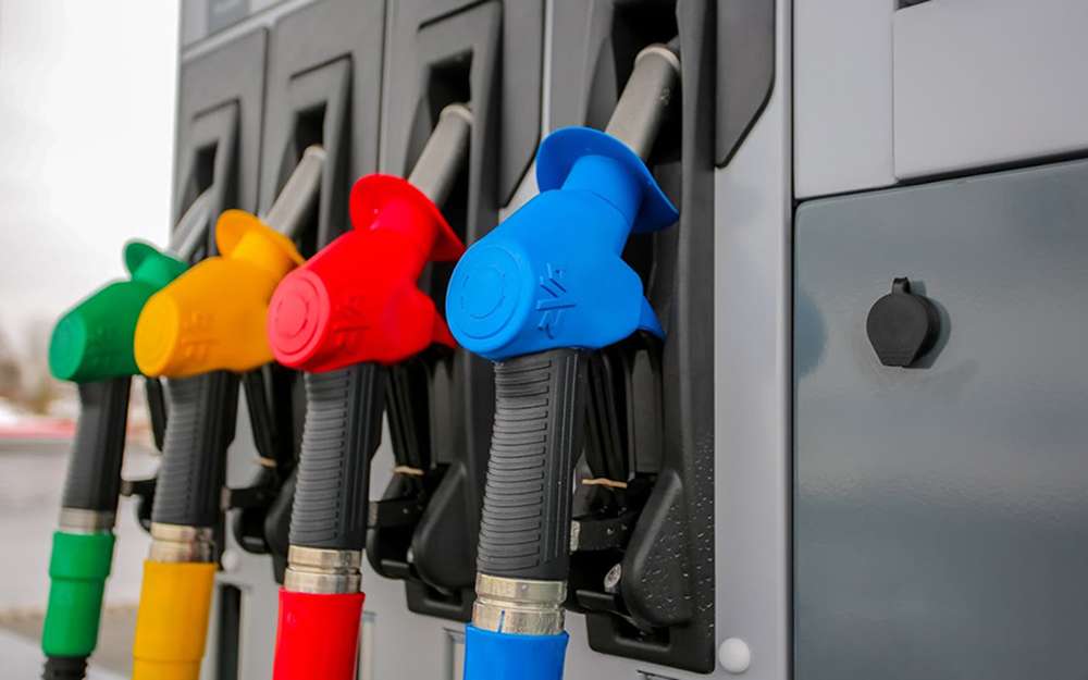 Сколько литров бензина в тонне нефти? И еще 5 наивных вопросов