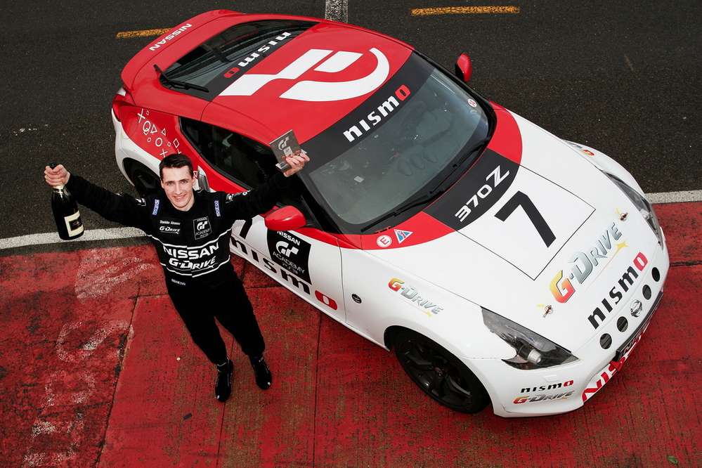 Станисла Аксенов, победитель второго российского соревнования Nissan GT Academy.