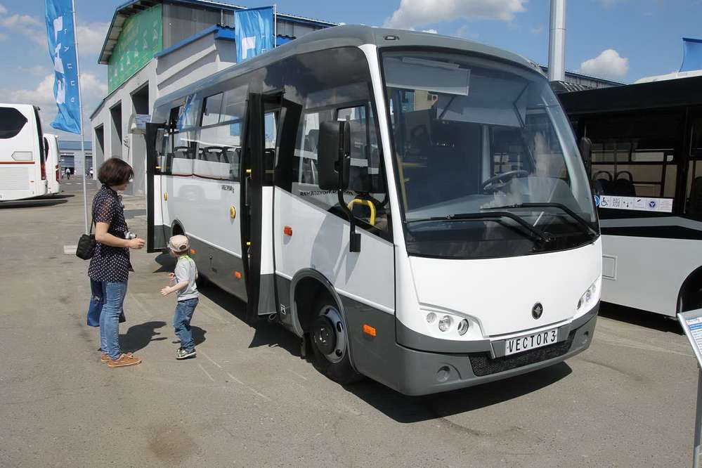 Автобус малого класса «Вектор-3»: на шасси Isuzu