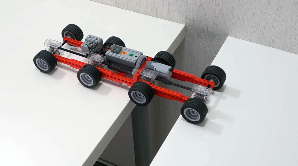 Внедорожник из Lego Technic - видео приключений