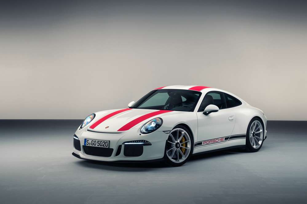 Porsche с наваром: спорткар 911 R взлетел в цене