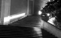Хулиган на Maserati сломал знаменитую «Испанскую лестницу» в Риме
