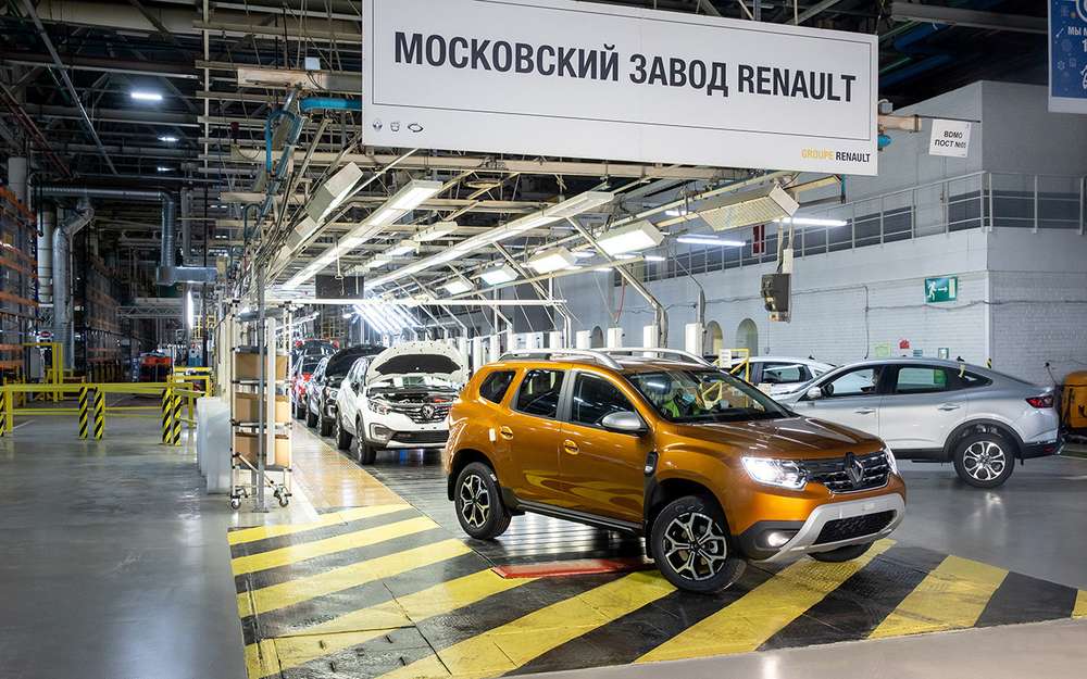 Московский завод Renault снова запустил конвейер