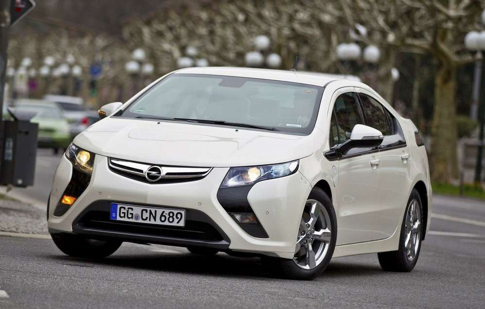 Opel покажет в Женеве серийную Ampera