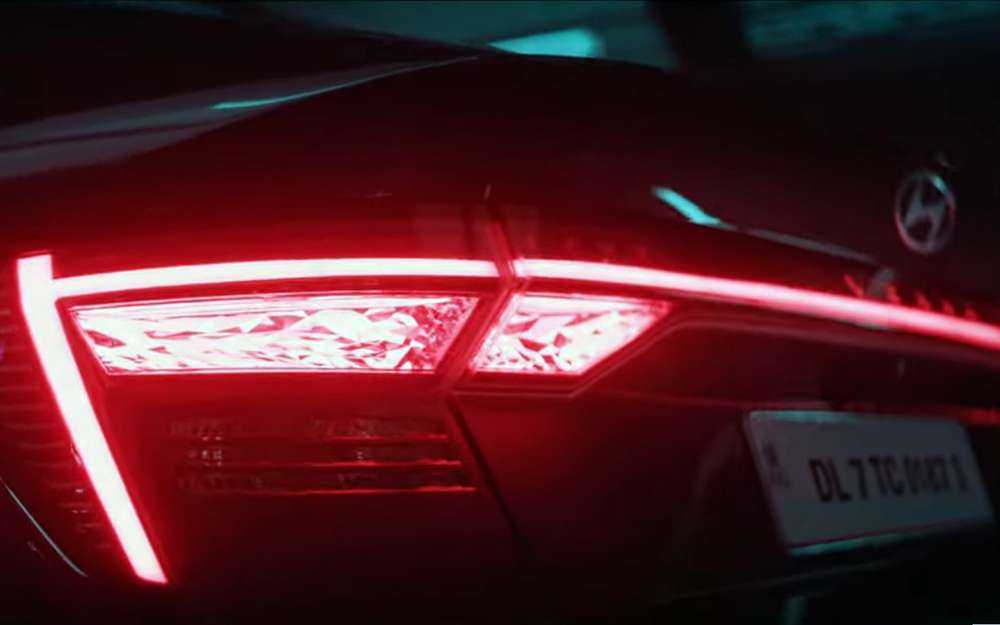Новый бюджетник Hyundai - первые видео