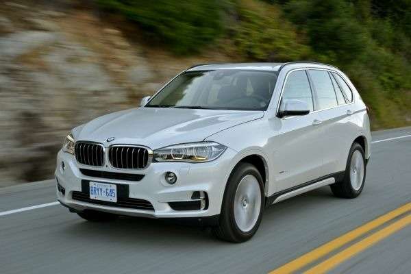 BMW назвала рублевые цены на X5 калининградской сборки