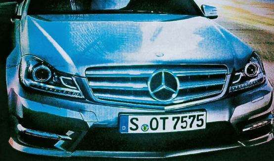 Первые фотографии обновленного Mercedes-Benz C-класса