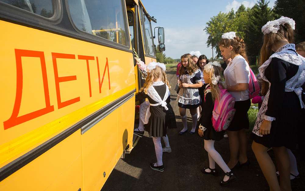 Школьные автобусы получат мигалки