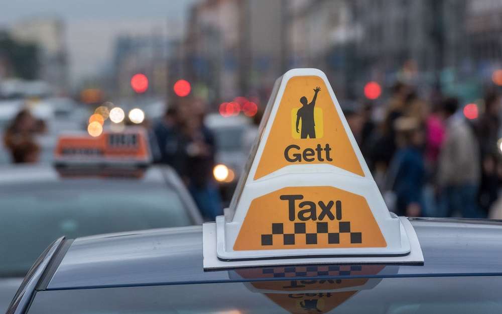 Новый закон о такси поддержан Общественной палатой Москвы