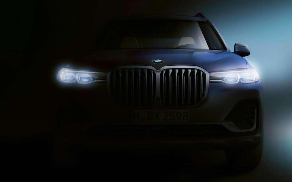 Первое официальное фото нового кроссовера BMW X7