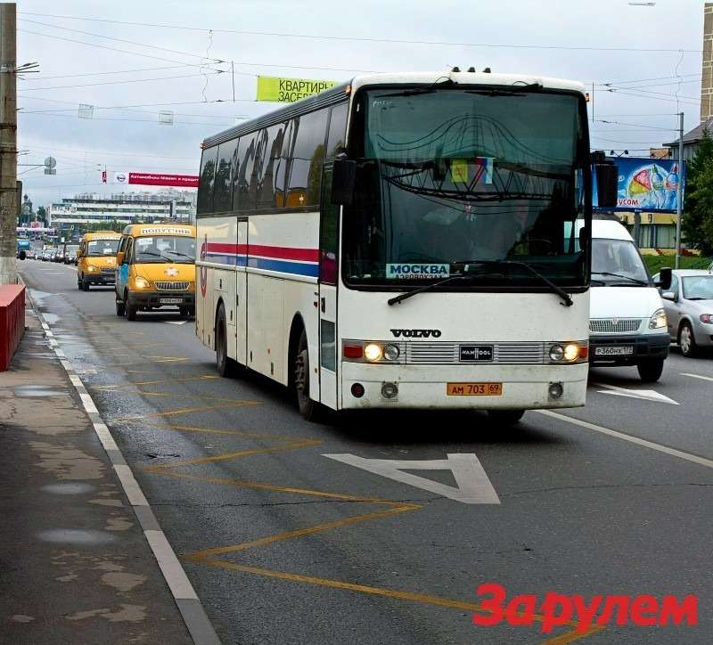 На вылетных магистралях Москвы появятся «выделенки» для автобусов