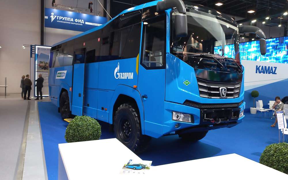 КАМАЗ презентовал новый автобус-вездеход - первые фото