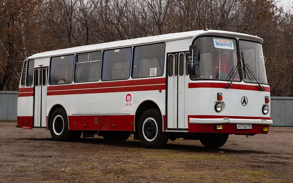 6 нескучных фактов о самом (пожалуй!) неординарном автобусе СССР