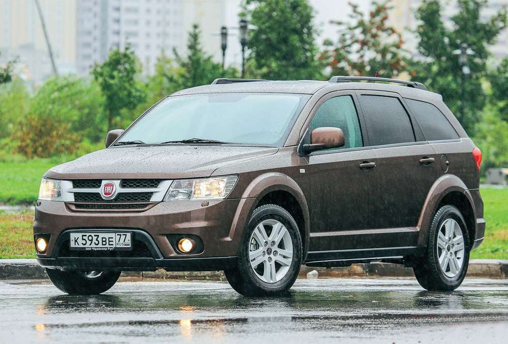 Fiat отзывает в России минивэны Freemont