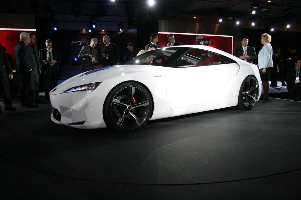 Toyota может позаимствовать у Tesla разработки для новой Supra