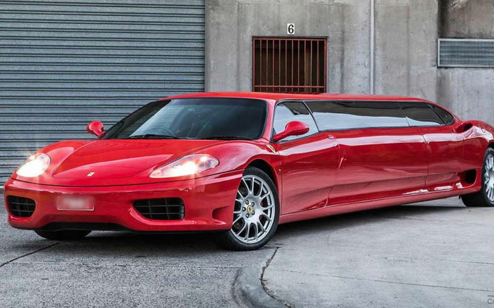 Старый лимузин Ferrari 360 Modena оценили в 21 млн рублей