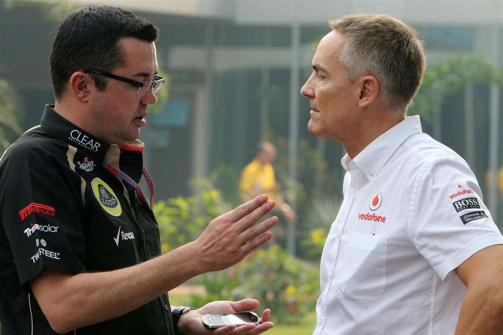 Эрик Булье и Мартин Уитмарш временно остались без постов руководителей команд Формулы 1.