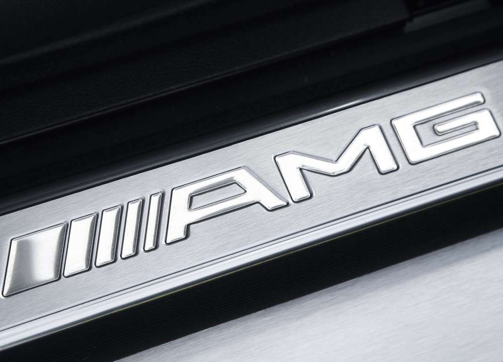 Формула-1 выйдет на дороги: шокирующие подробности о новом Mercedes-AMG